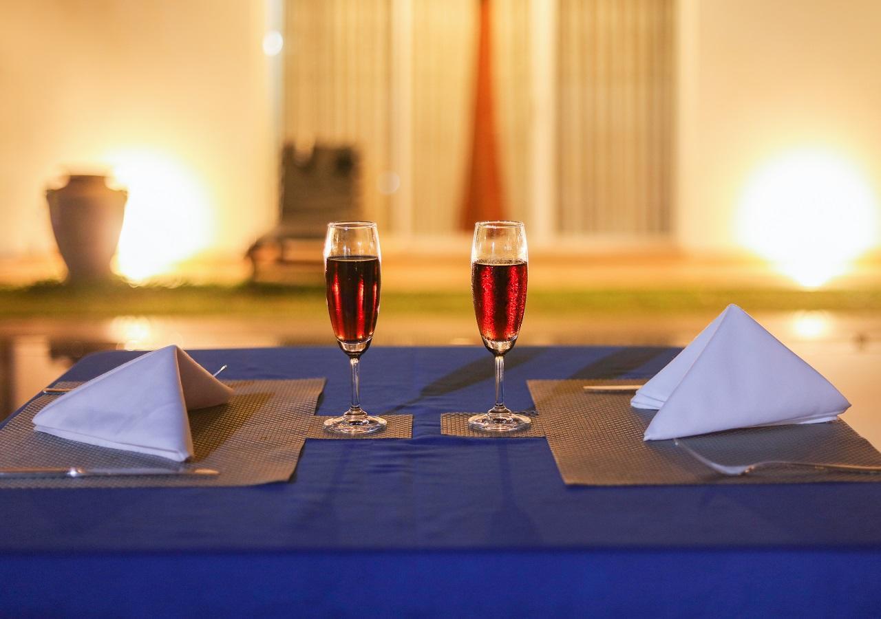 White Rose Beach Resort Marawila Esterno foto