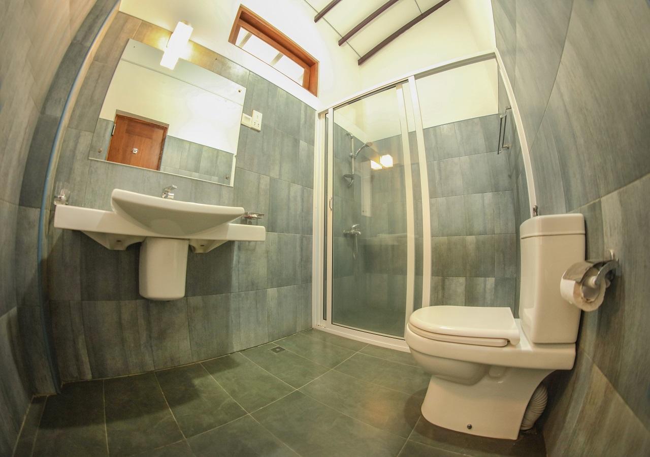 White Rose Beach Resort Marawila Esterno foto